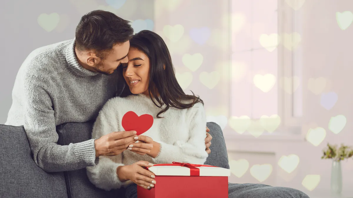 Valentýn a pojištění? Jde to dohromady! Jak si zajistit dárek a co pojistit?